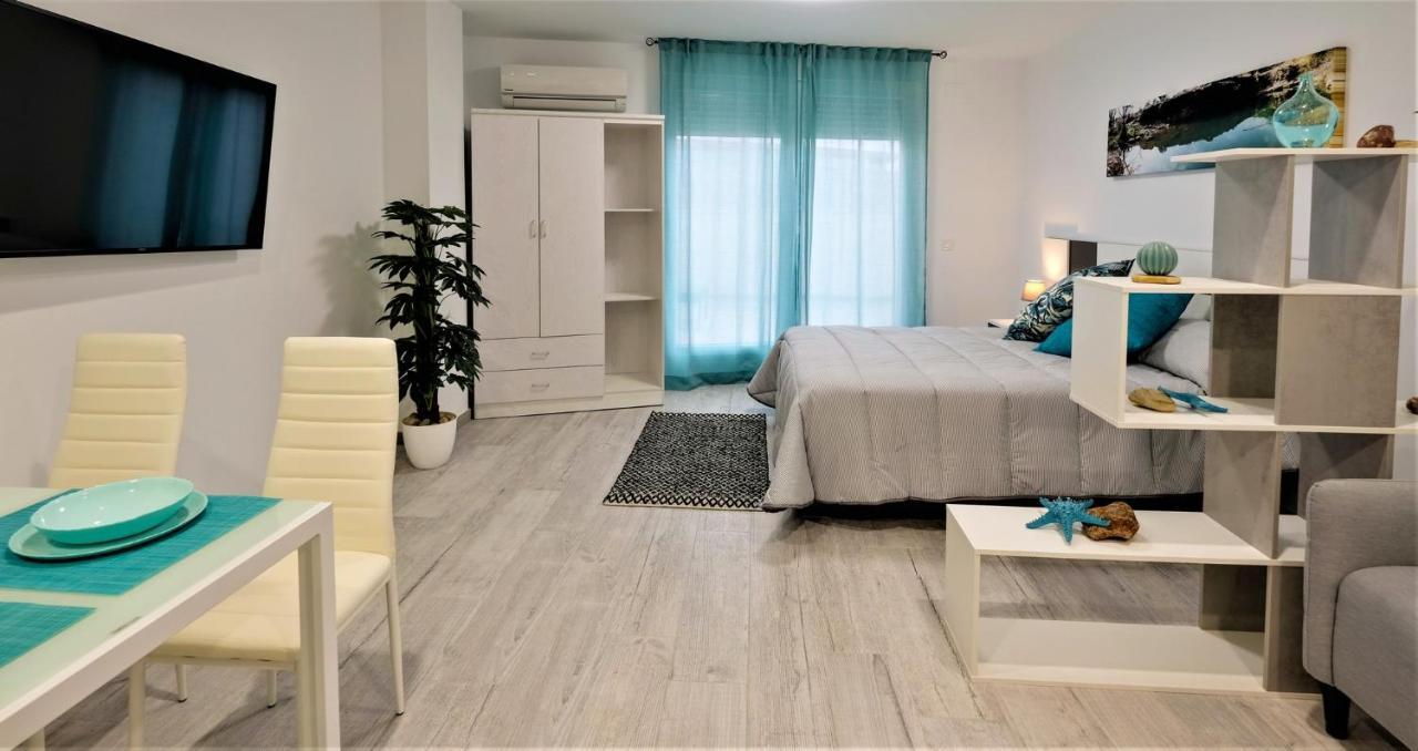 Gegant De Pedra Apartaments Adzaneta Bagian luar foto