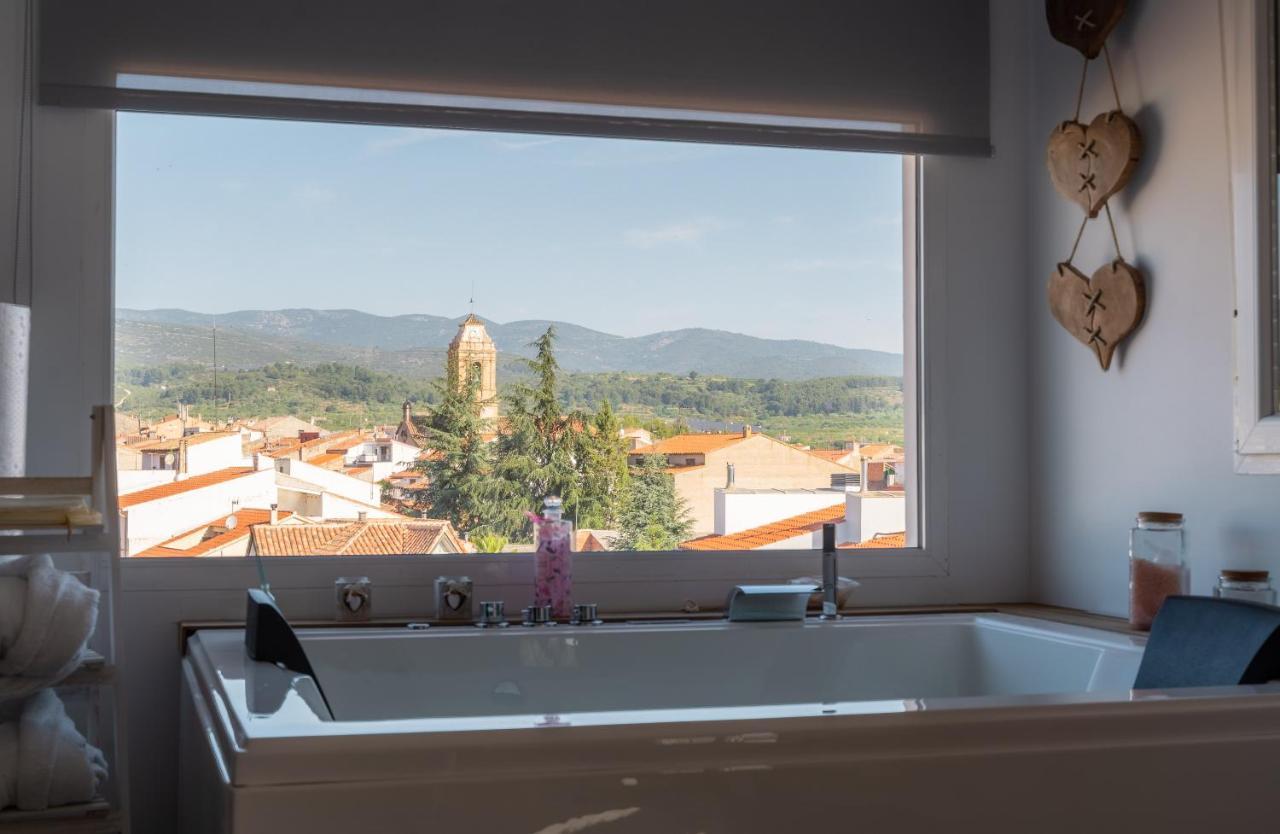 Gegant De Pedra Apartaments Adzaneta Bagian luar foto