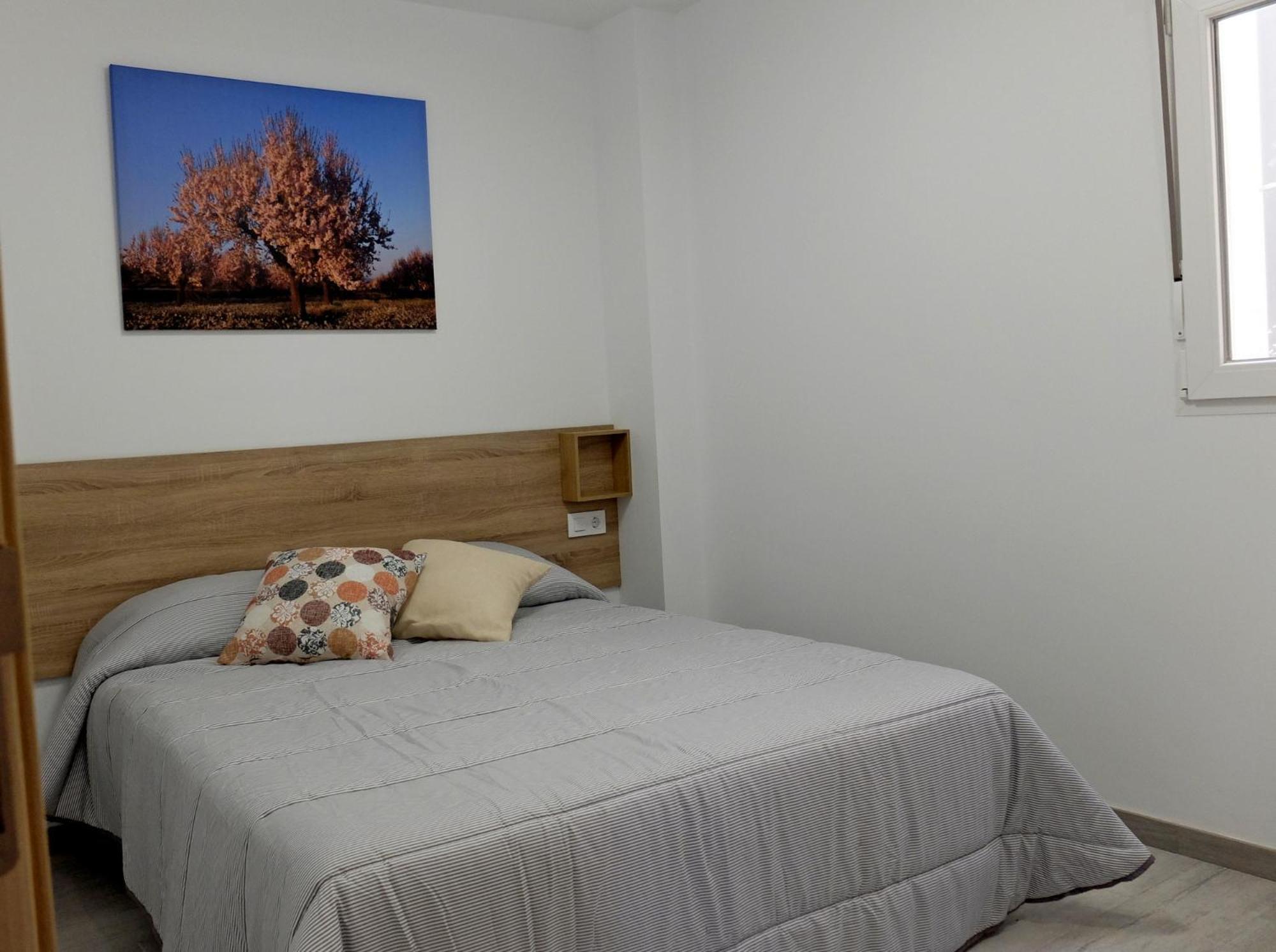 Gegant De Pedra Apartaments Adzaneta Bagian luar foto